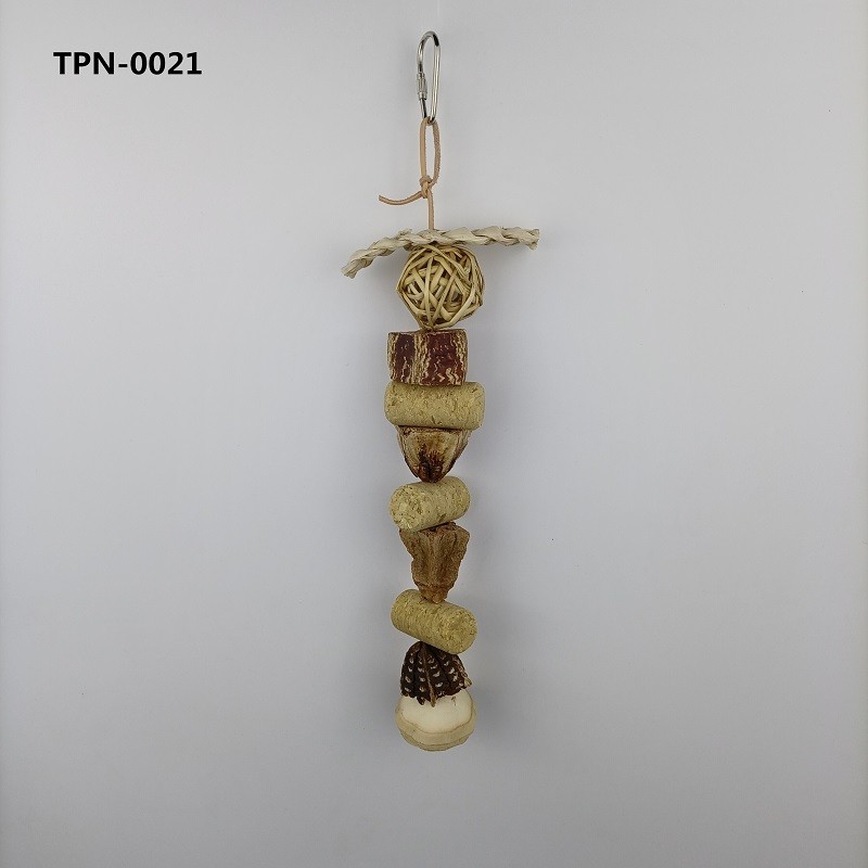 Eco-friendly Carambola Cork Blocks Bird Bite Chew Toys Hanging Bird Cage Toys for Lovebird Finches CockatielsTPN-0021 - Image 1
