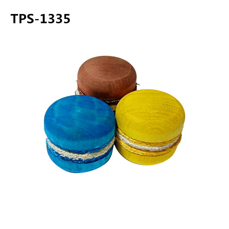 Wood Humburger Nibble Chew Toy for Pet Guinea Pigs, Dwarf Rabbits and Other Small Animals TPS-1335/6 - Image 1